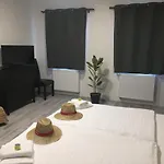 Penzion Lednice Gæstehus 4*