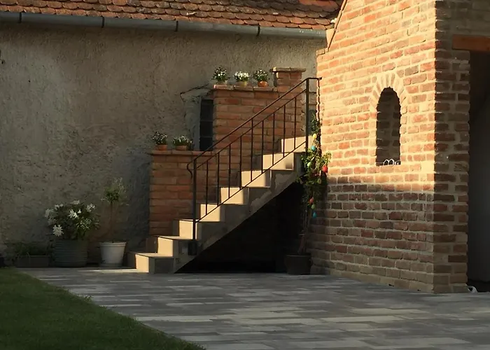 Guest house Penzion Lednice 4*